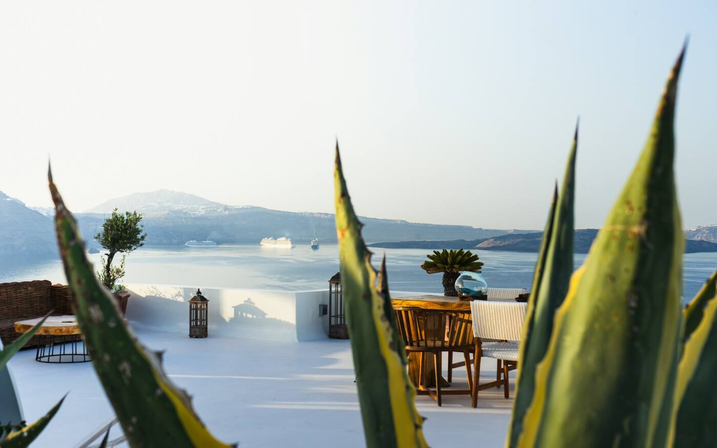 Cycladic White Suites 3
