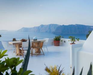 Cycladic White Suites