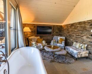 Olive Press Suite