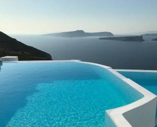 Grand Villa Oia